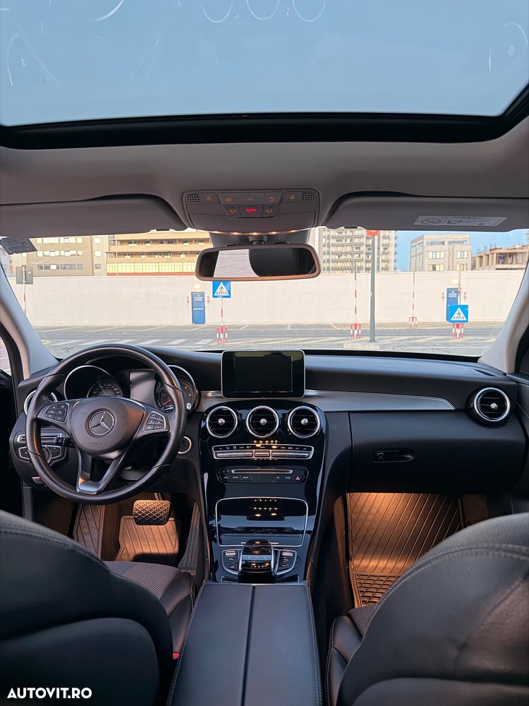 Mercedes-Benz C 2017 photo 3