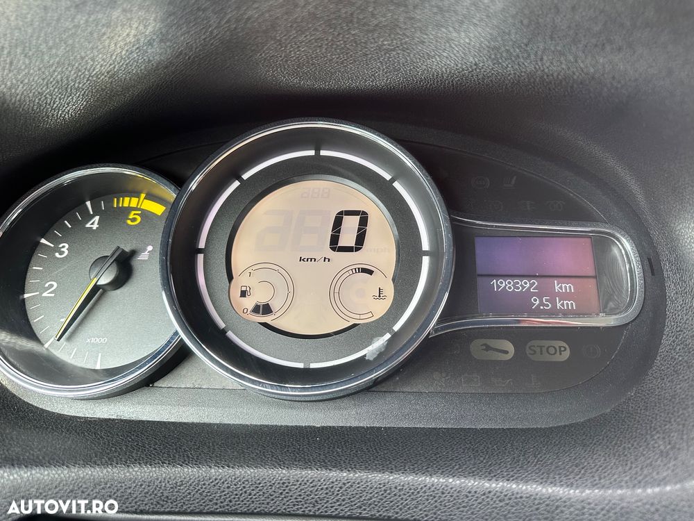 Renault Megane 1.9 dCi FAP Privilege - 12