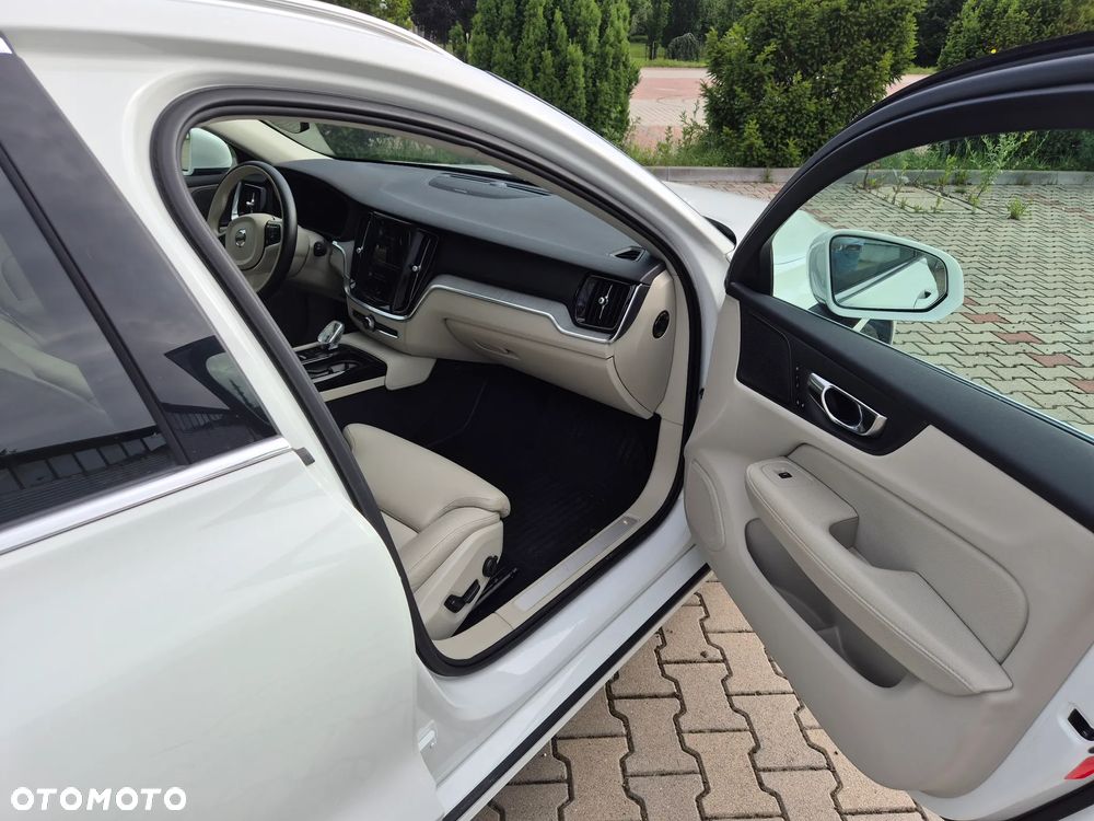 Volvo V60 - 8
