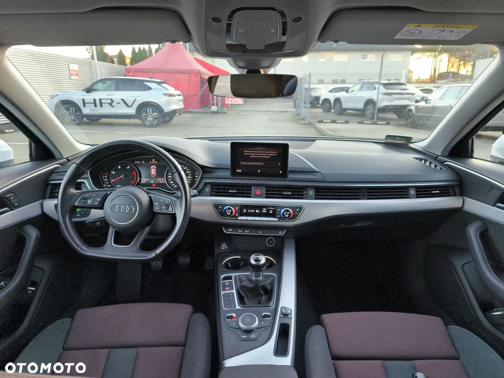 Audi A4 Avant 2.0 TDI Sport - 29