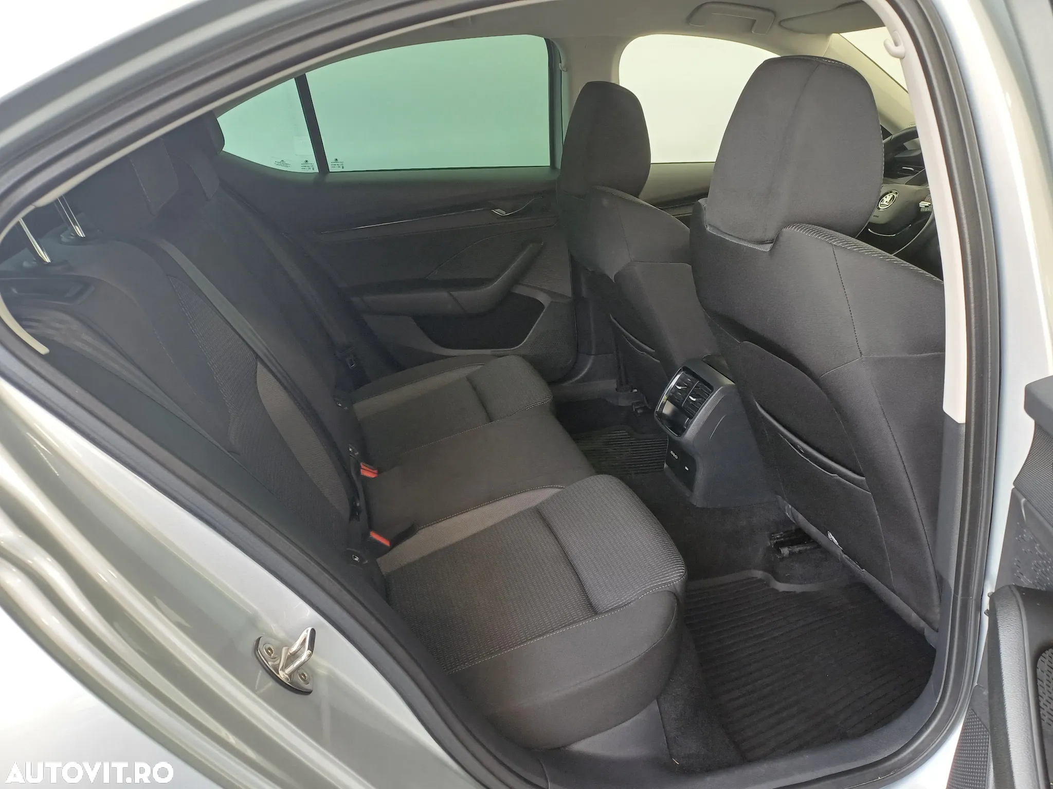 Skoda Octavia 1.5 TSI Ambition - 28