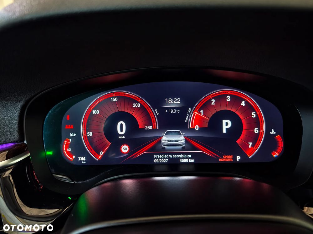 BMW Seria 5 530i GPF xDrive Sport Line sport - 29