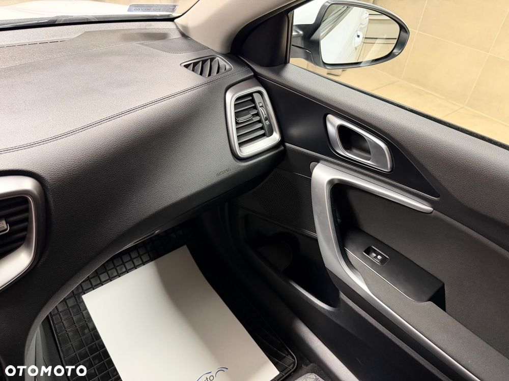 Kia XCeed 1.4 T-GDI M DCT - 22