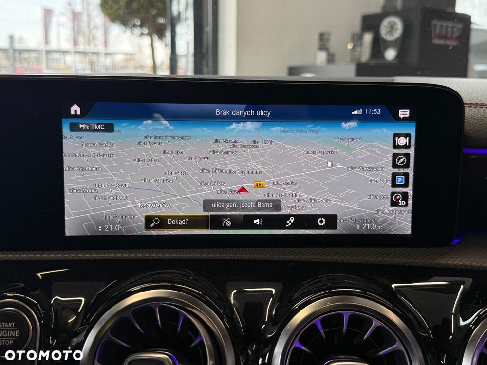 Mercedes-Benz CLA - 32