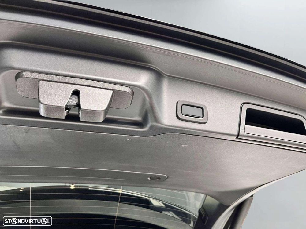 Land Rover Range Rover Evoque - 52