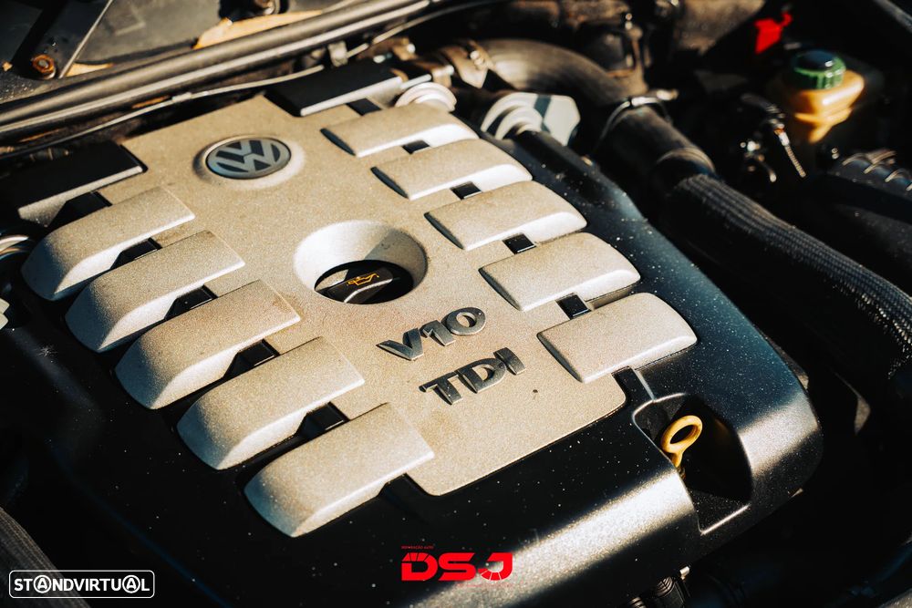 VW Touareg 5.0 V10 TDI Auto - 11