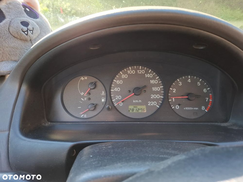 Mazda 323 P 1.5 Comfort - 6