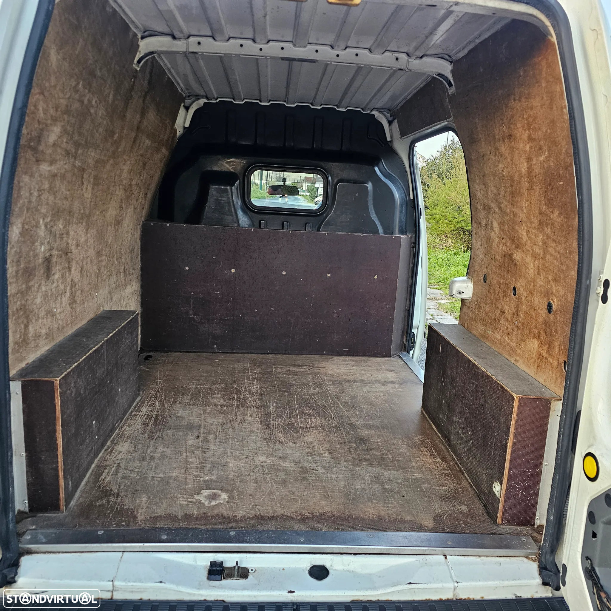 Ford Connect - 24