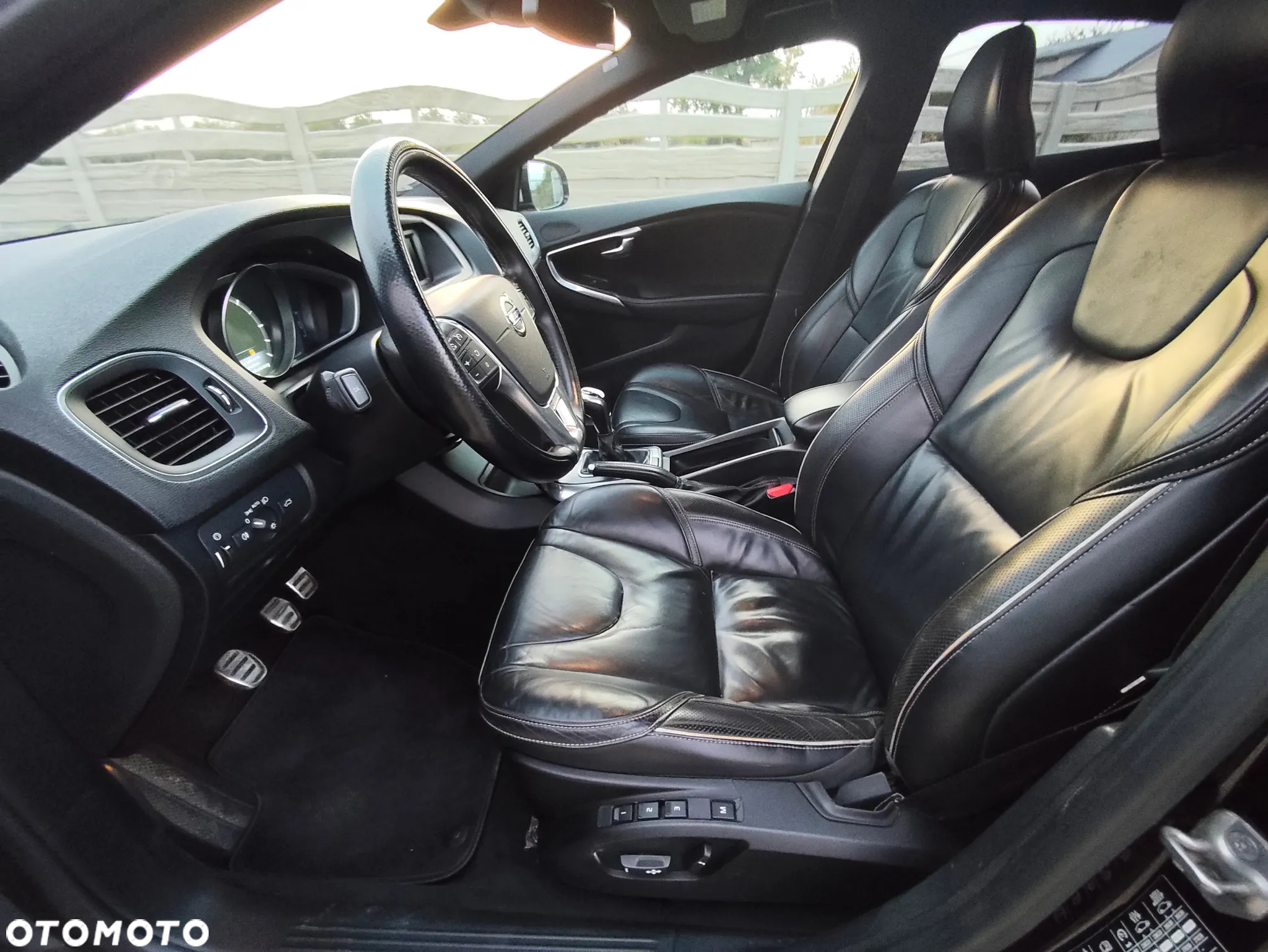 Volvo V40 D2 R-Design Summum - 15
