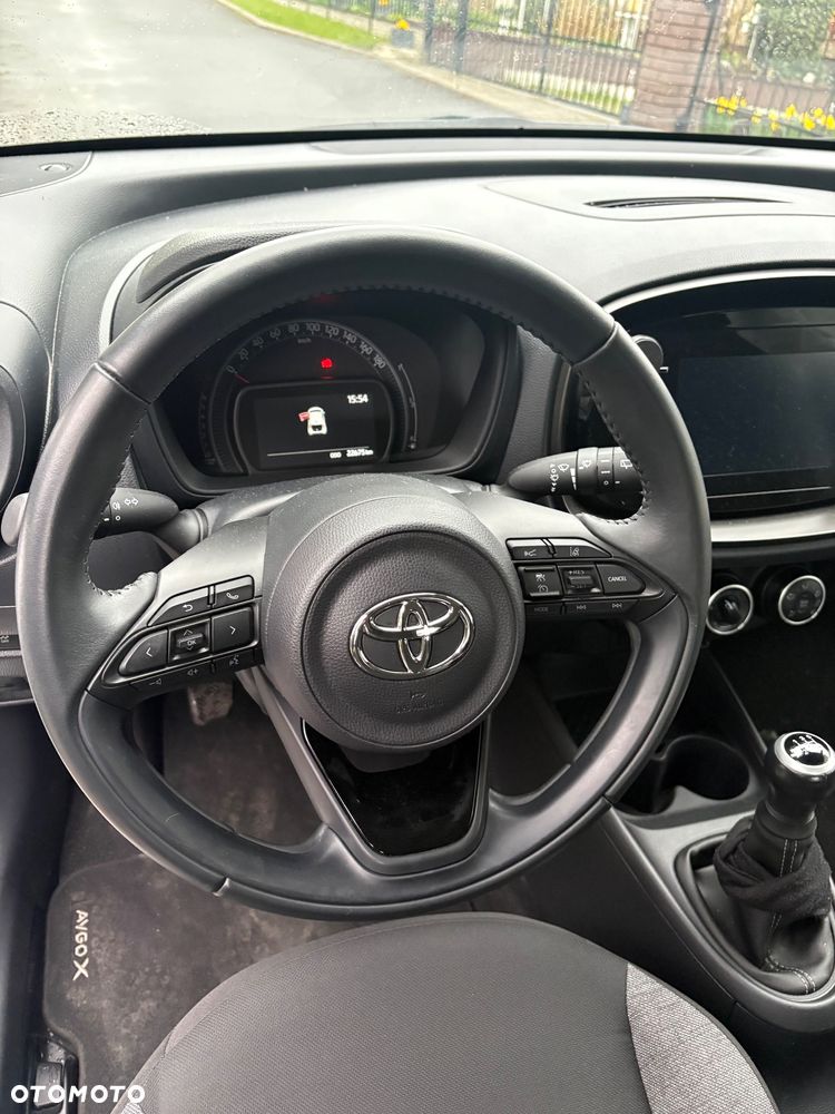Toyota Aygo X Business Edition - 6