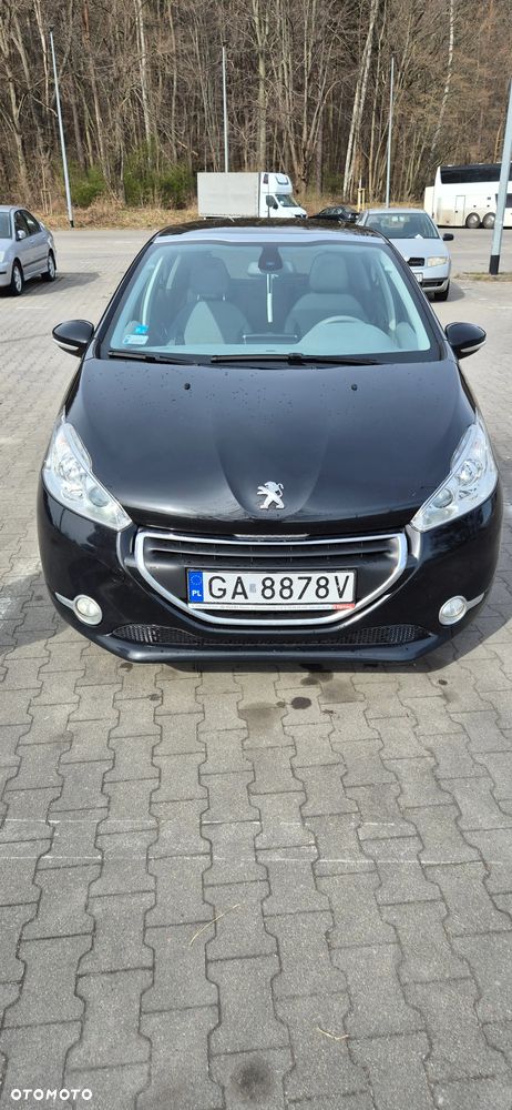 Peugeot 208 1.2 PureTech Allure - 4