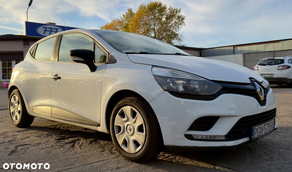 Renault Clio 1.2 16V Life - 2