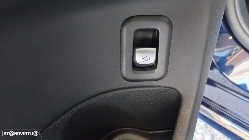 Mercedes-Benz C 300 de T 9G-TRONIC AMG Line - 23