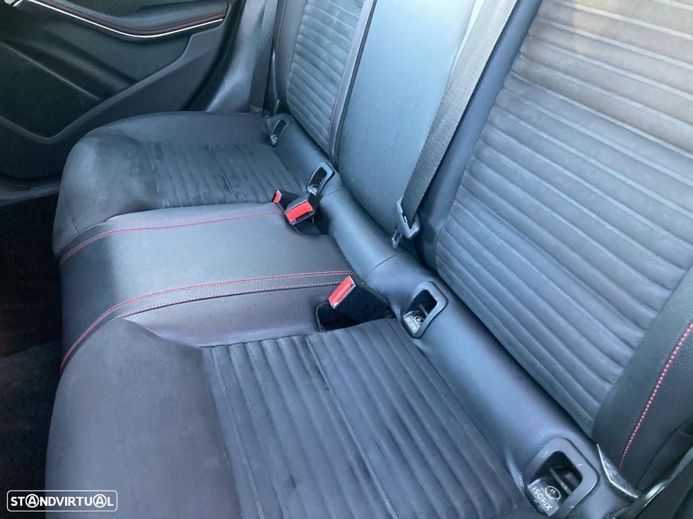 Mercedes-Benz A 180 - 22