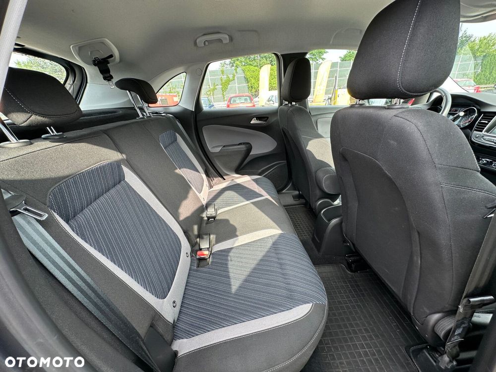 Opel Crossland X 1.2 T Design Line S&S - 7
