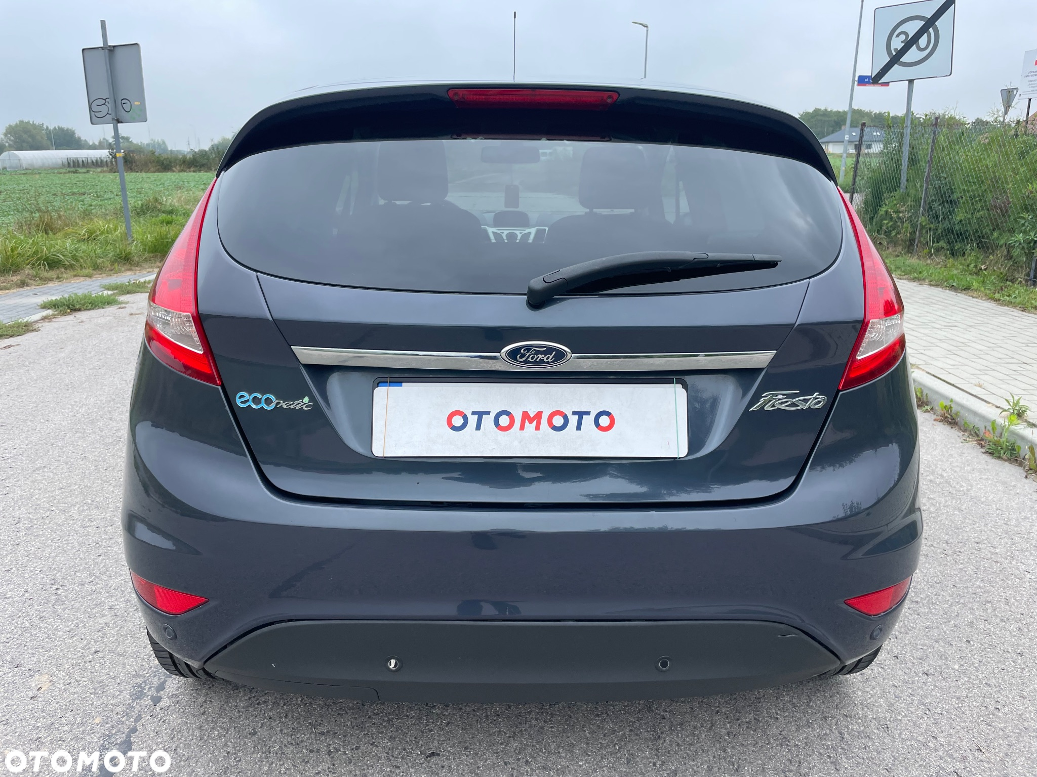 Ford Fiesta 1.6 TDCi DPF Titanium - 26