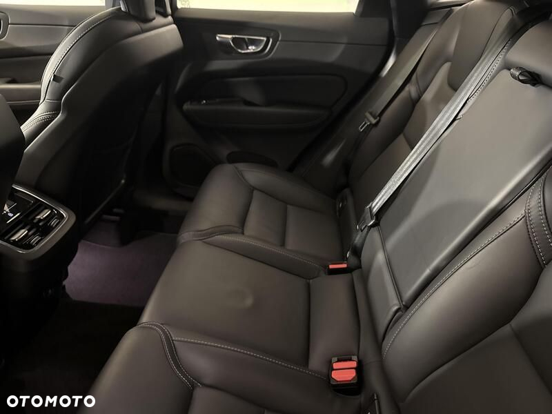 Volvo XC 60 - 20