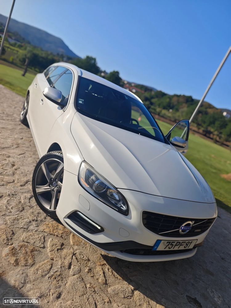 Volvo V60 2.0 D4 R-Design Summum - 8