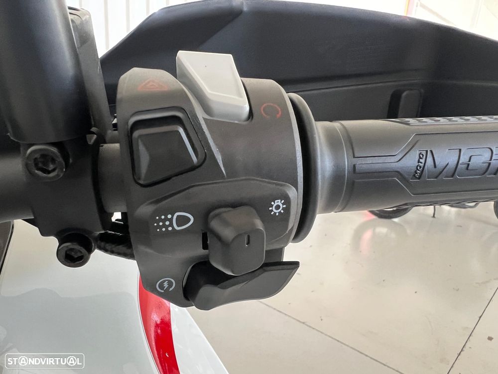 Moto Morini X-Cape 700 - 19
