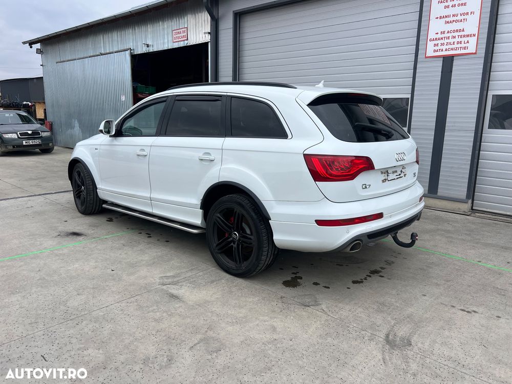 DEZMEMBREZ Piese Auto Audi Q7 Facelift Motor 3.0 diesel cod CJM CRC CJG Cutie viteze Automata NAC Fata completa Bara fata spate injectoare Turbina Kit Injectie Far Bi-xenon Led Portiera fata spate Carlig Jante aluminiu Interior Piele Volan S line Haion electric Stop tripla LED Oglinda electrica - 6