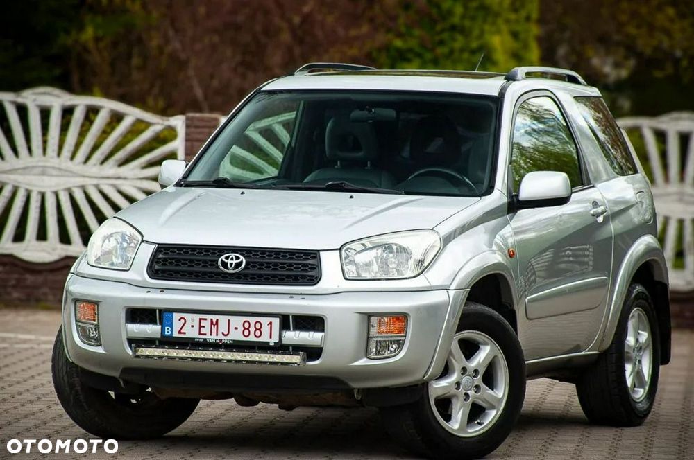 Toyota RAV4 2.0 VVT-i Sol - 2