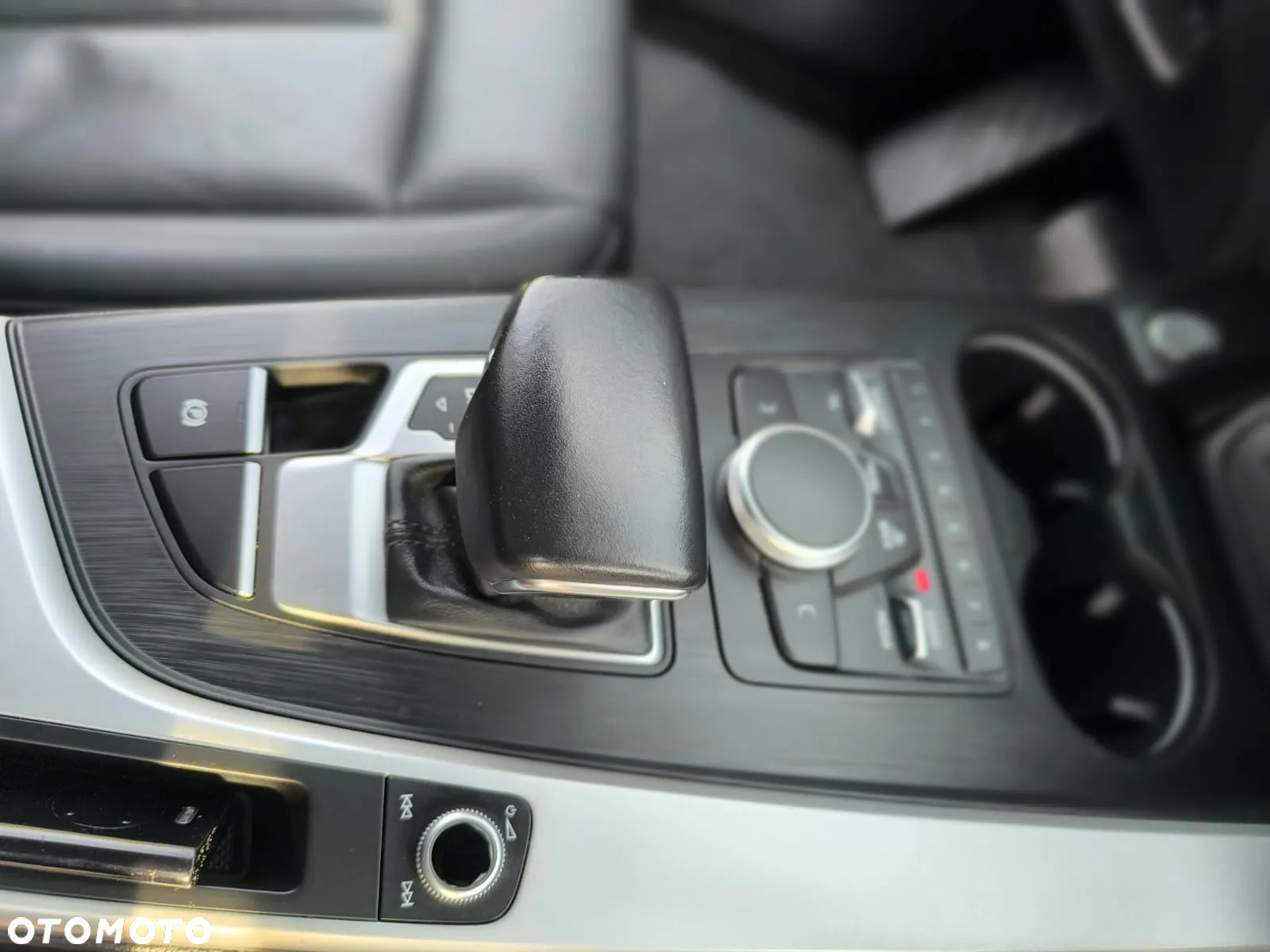 Audi A4 2.0 TFSI Quattro S tronic - 9