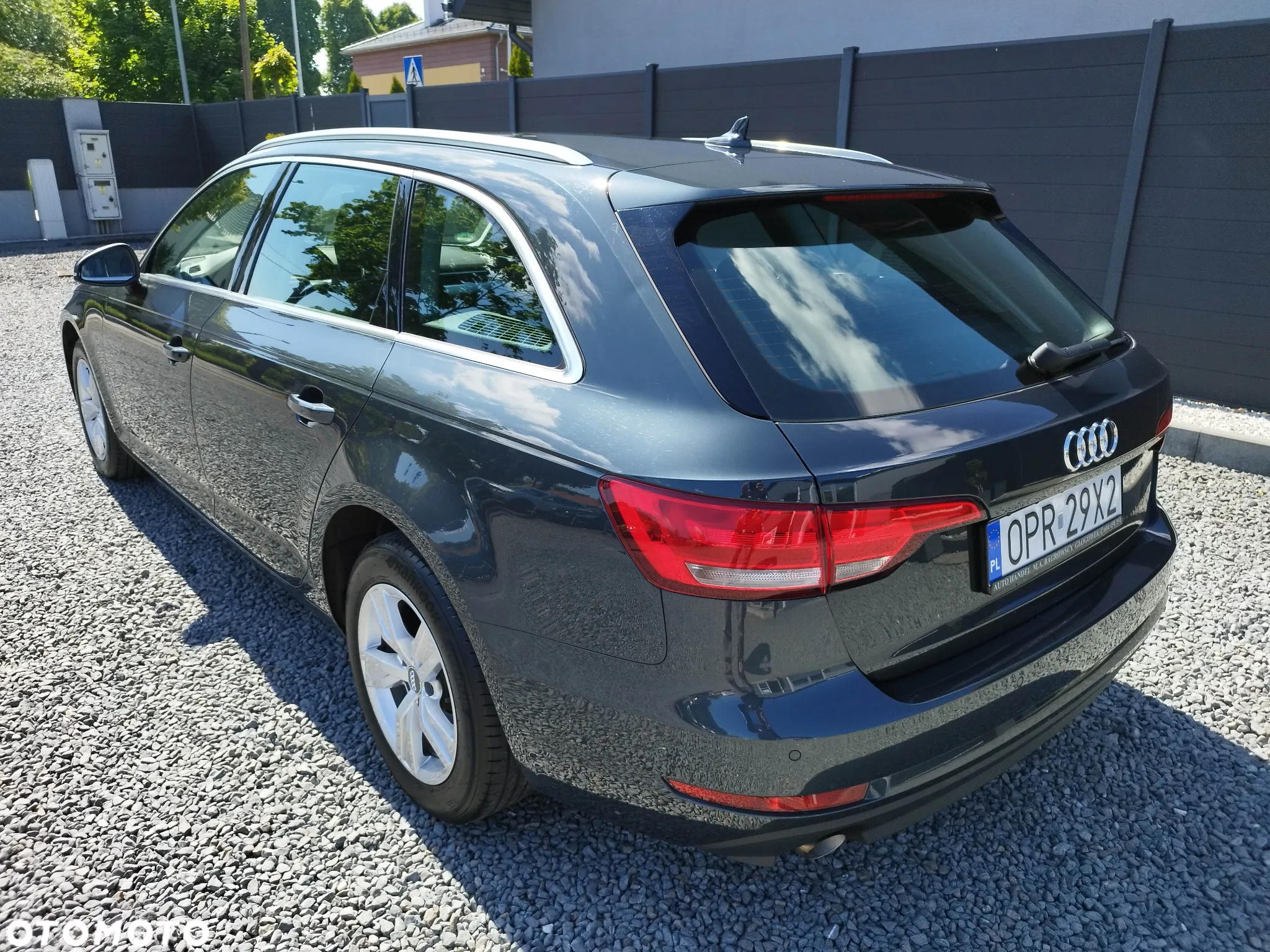 Audi A4 Avant 2.0 TDI S tronic design - 5
