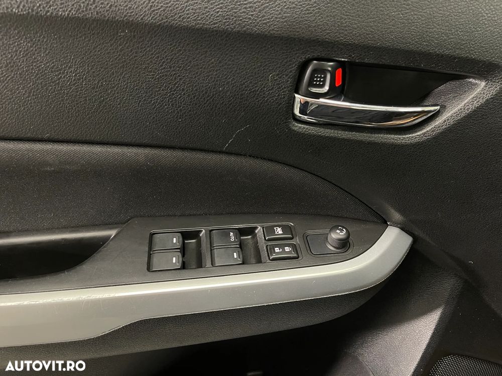 Suzuki Vitara 1.6 DDIS (4x4) Allgrip Comfort - 17