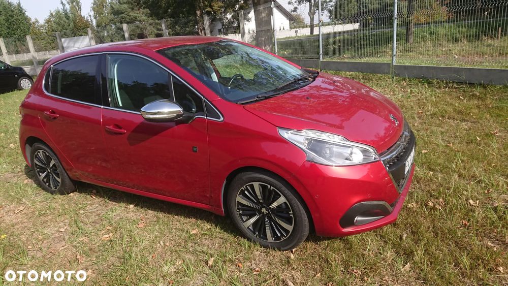 Peugeot 208 - 27