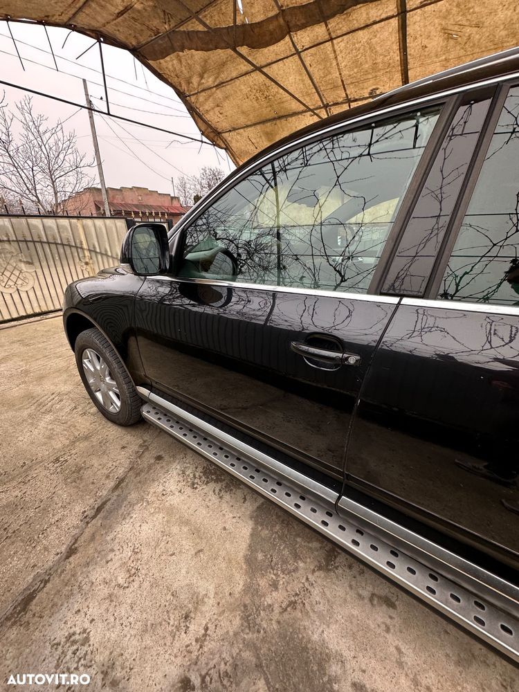 Volkswagen Touareg - 7