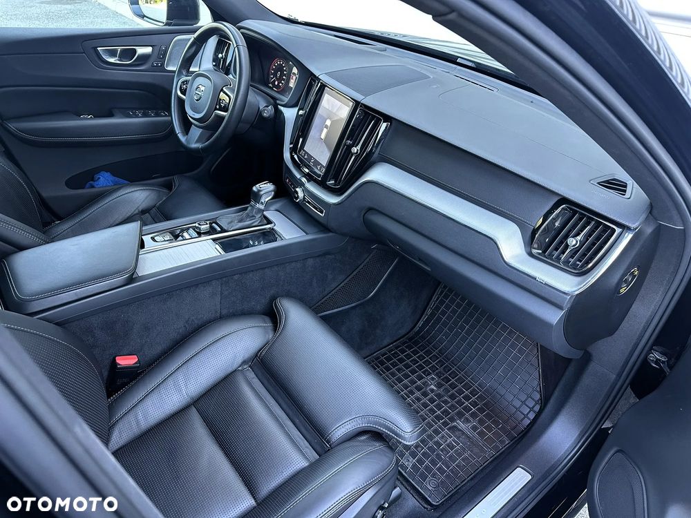 Volvo XC 60 - 21