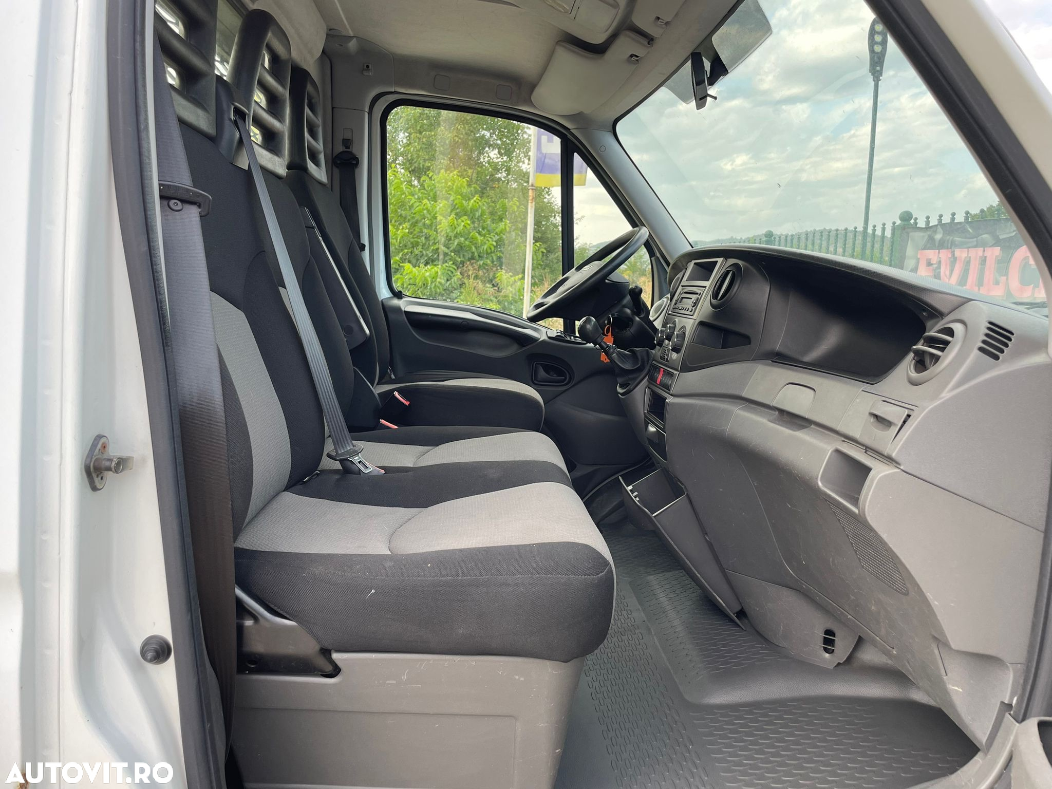 Iveco Daily 35S13 Platforma 4.2 m - 15