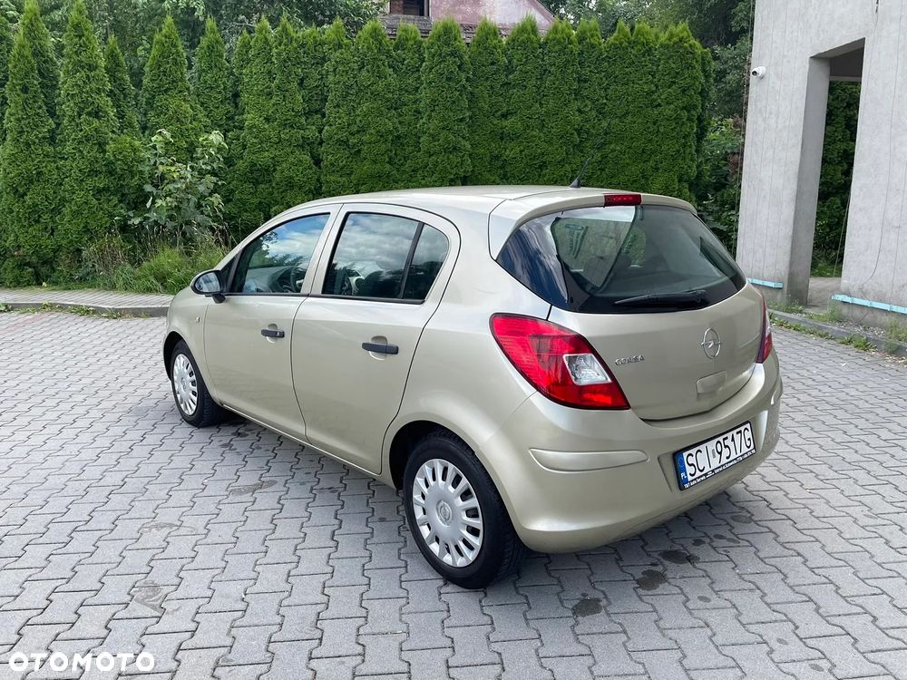 Opel Corsa - 4