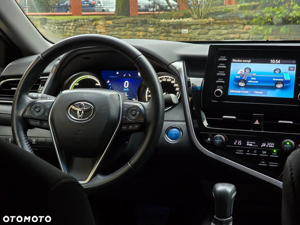 Toyota Camry 2.5 Hybrid Comfort CVT - 22