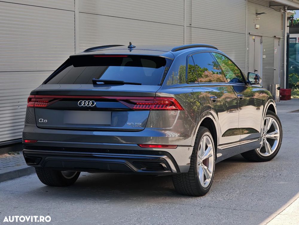 Audi Q8 - 6