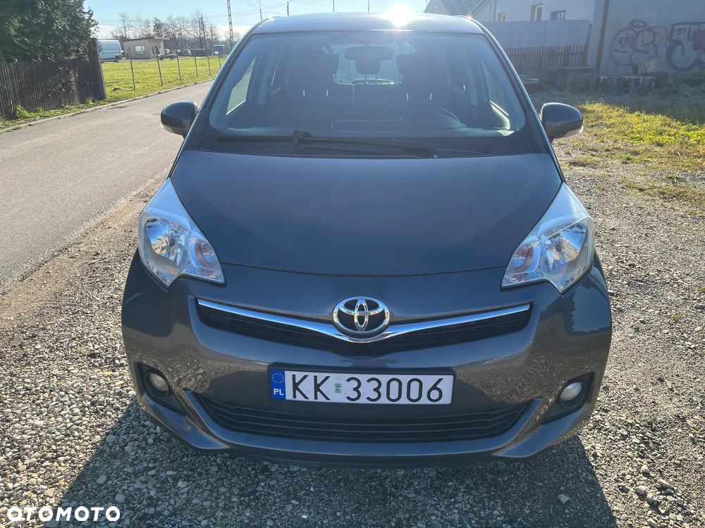Toyota Verso S 1.33 VVT-i Comfort - 11