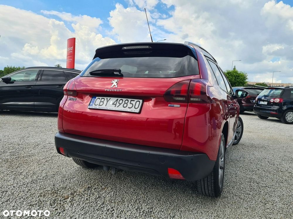 Peugeot 2008 1.2 Pure Tech Style S&S - 2