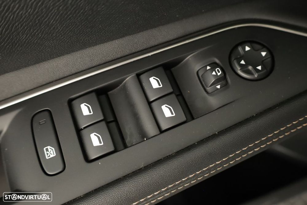 Peugeot 3008 1.2 Hybrid Allure e-DCS6 - 20