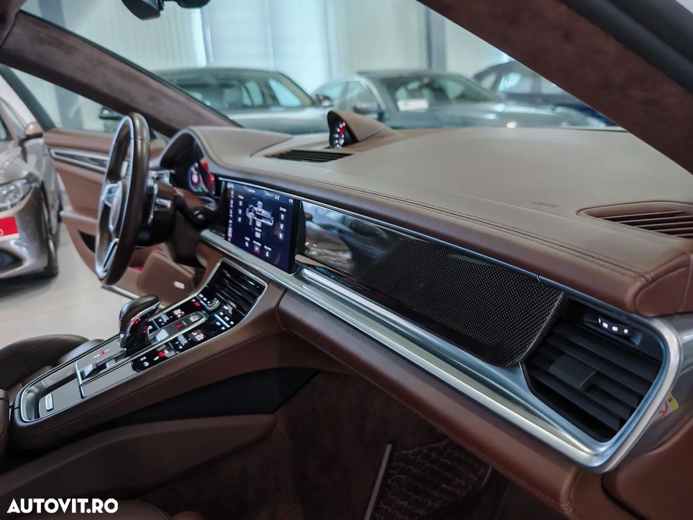 Porsche Panamera - 23