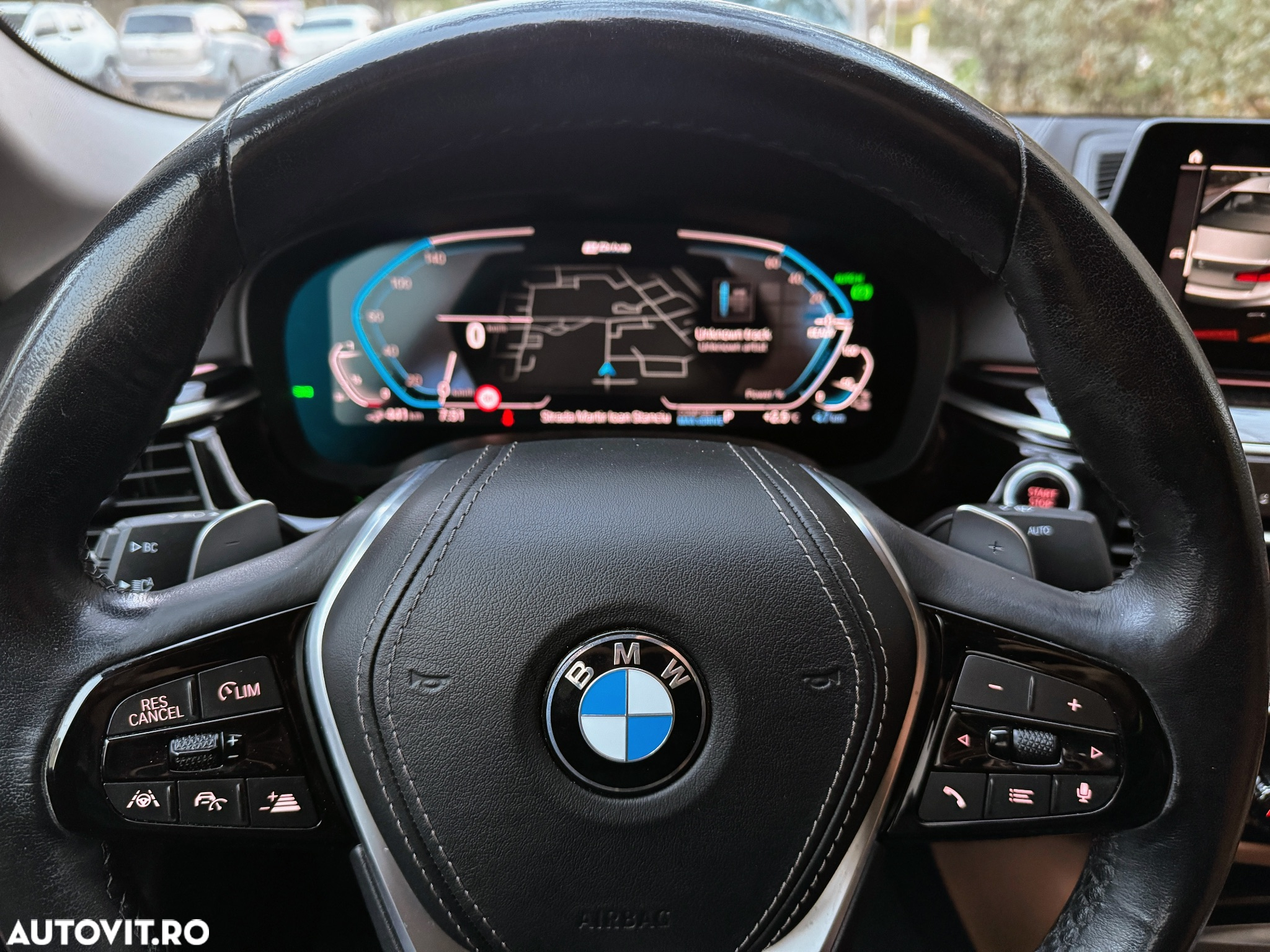 BMW Seria 5 530e Aut. Luxury Line - 22