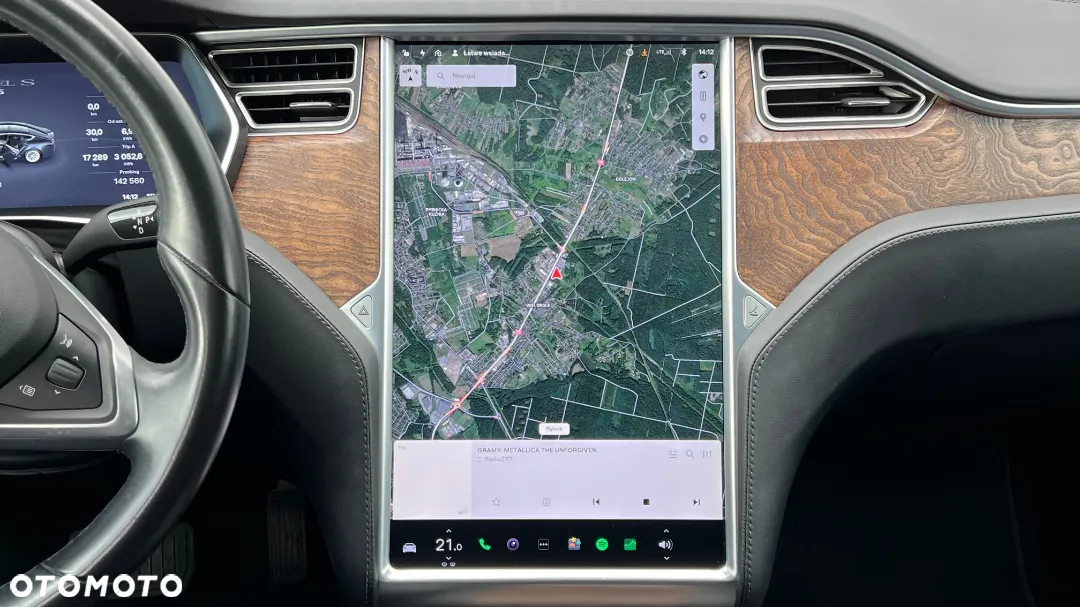 Tesla Model S Standard Reichweite - 40