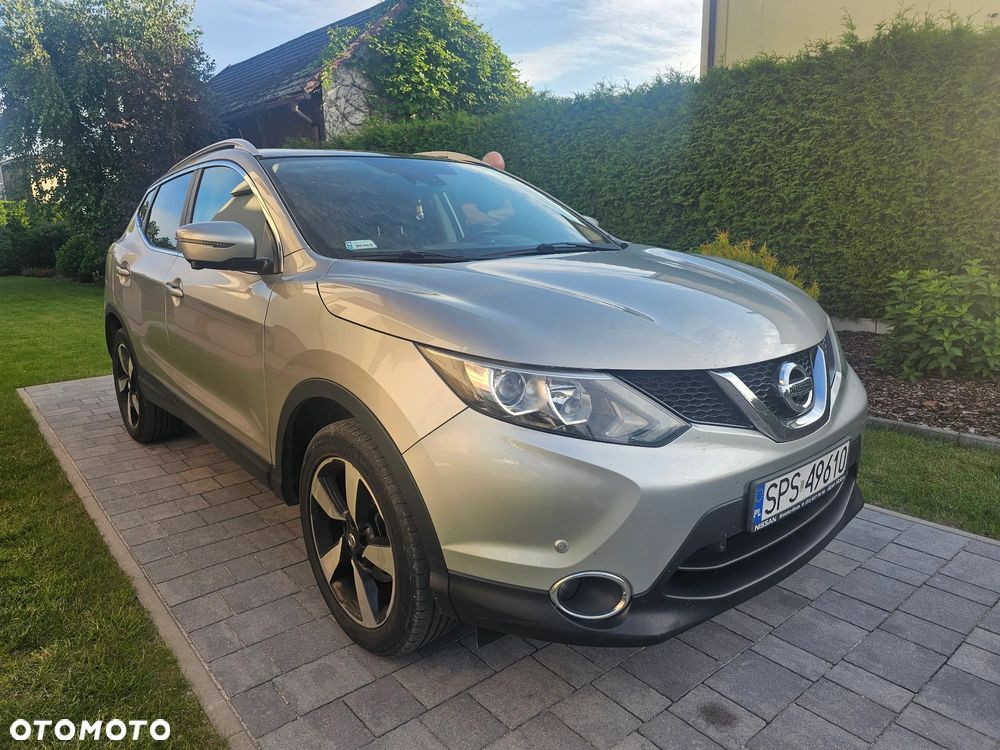 Nissan Qashqai 1.2 DIG-T N-Connecta - 1