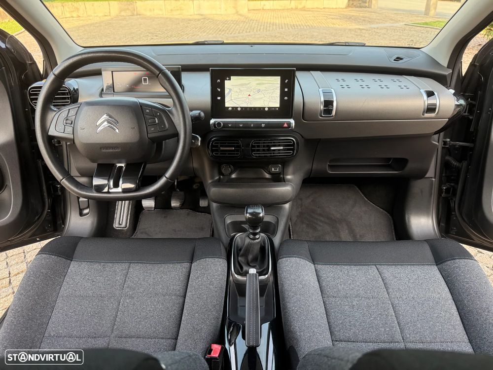 Citroën C4 Cactus 1.2 PureTech Shine - 38