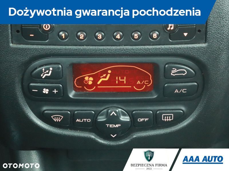 Peugeot 206 - 12