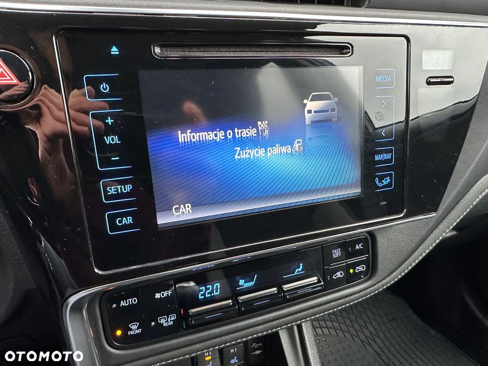 Toyota Auris 1.6 Prestige - 30