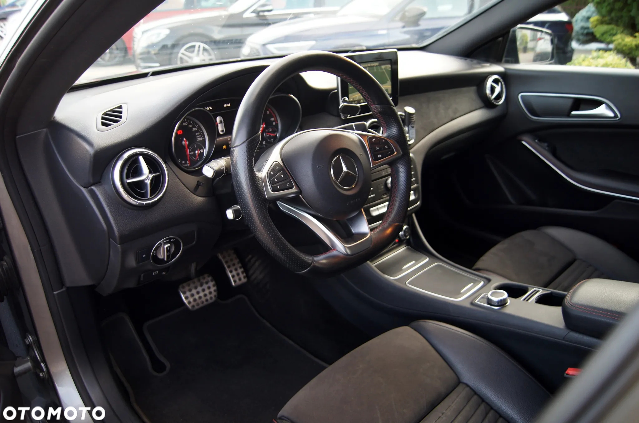 Mercedes-Benz CLA 200 (CDI) d 4Matic 7G-DCT AMG Line - 7