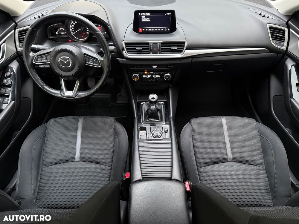 Mazda 3 - 5