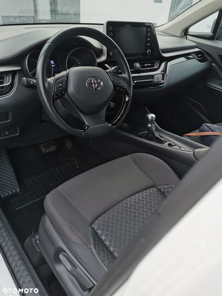 Toyota C-HR - 5