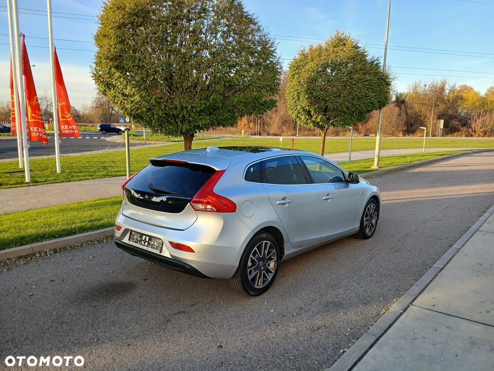 Volvo V40 D2 Drive-E Ocean Race - 6