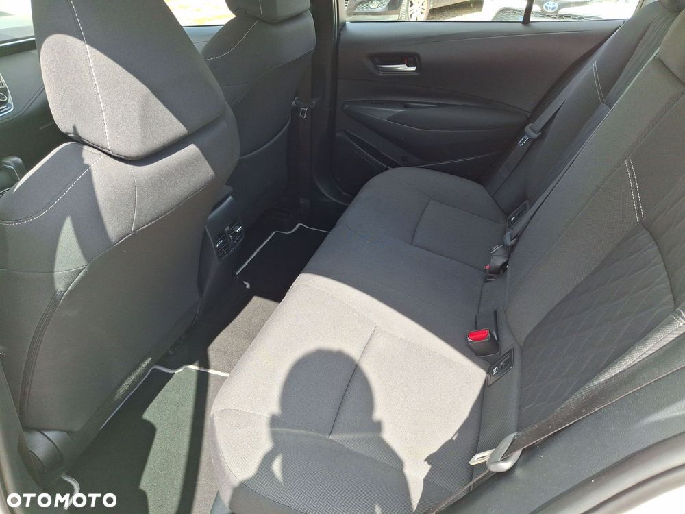Toyota Corolla 1.8 Hybrid Comfort - 10